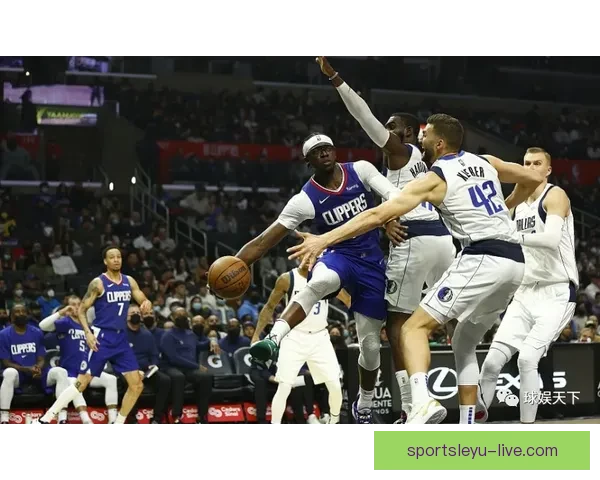 胡克波尔蒂砍下32+10统治内线 佩特沃伦联手带领球队客场战胜篮网 胡克波尔蒂砍下32+10统治内线 佩特沃伦联手带领球队客场战胜篮网